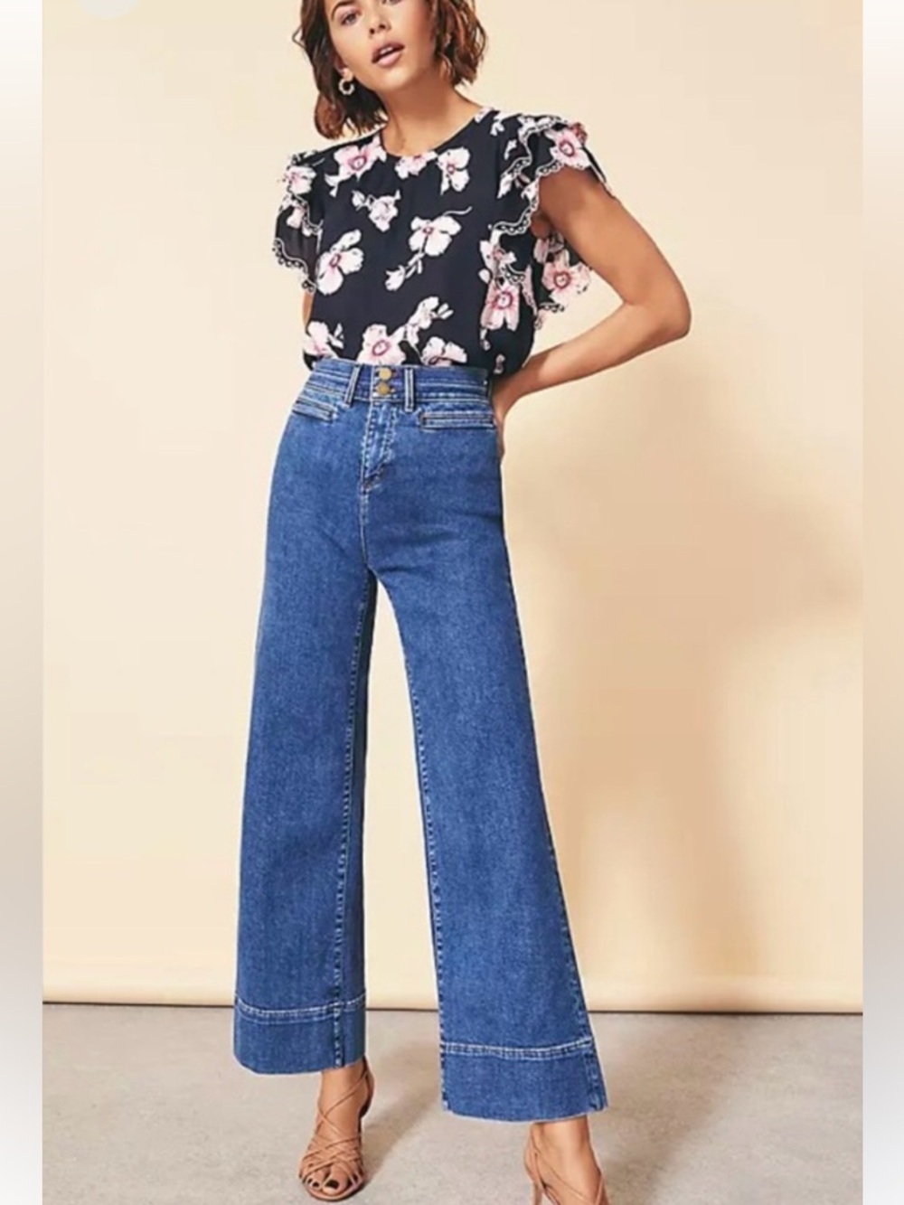 Popular “The Wide Leg “ Cropped Sailor Jeans by ANN TAYLOR. Size 12